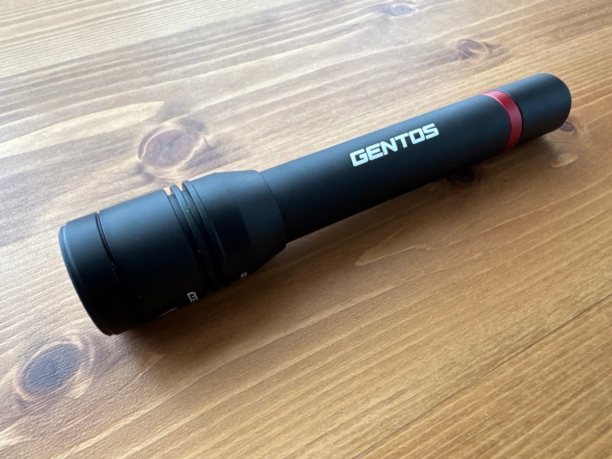 GENTOS「RX-332D」の本体