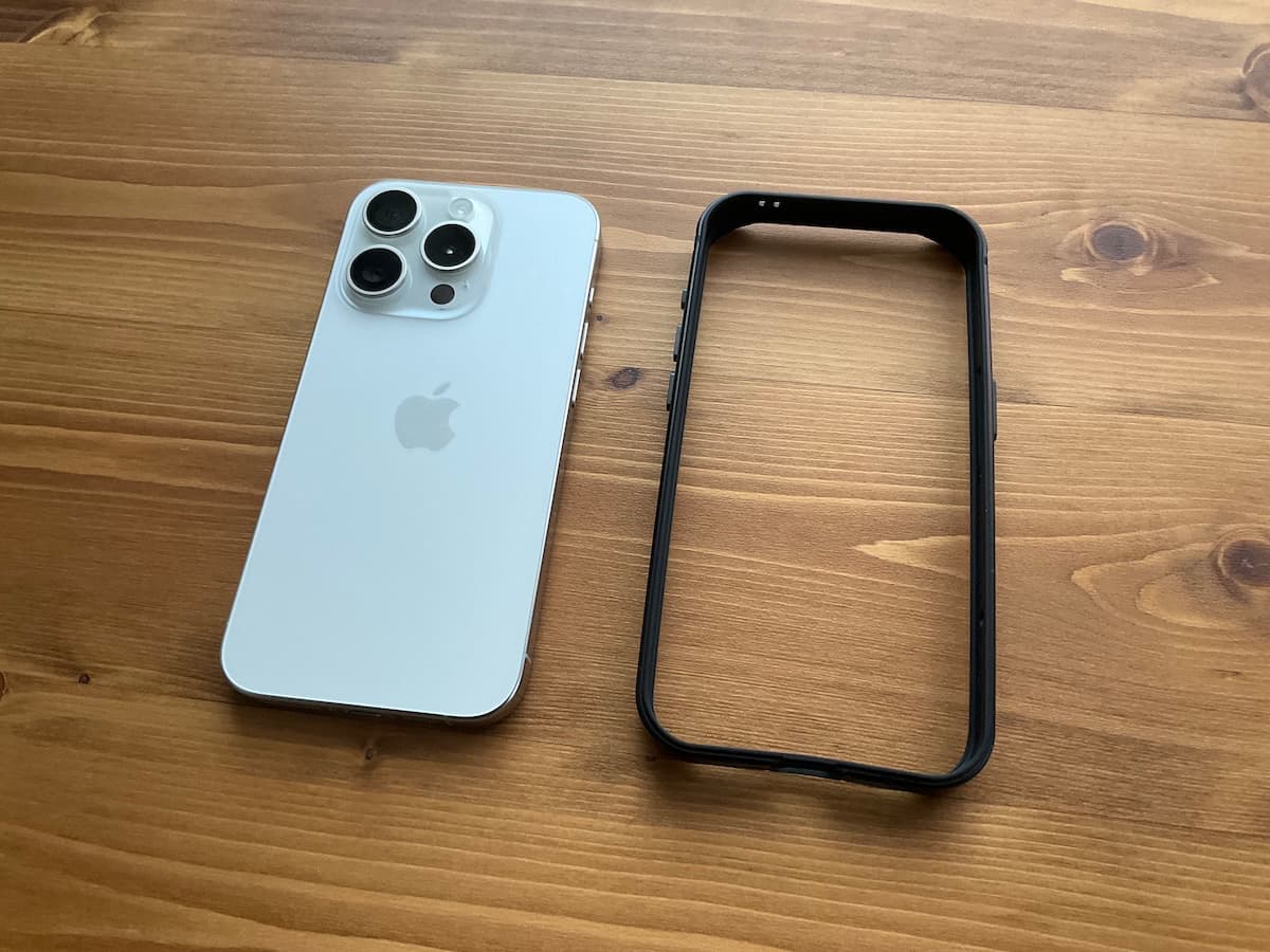 iPhone 15Proとバンパー