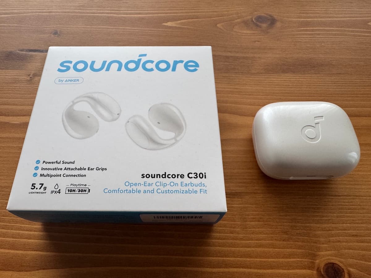 Anker Soundcore C30iの本体とパッケージ